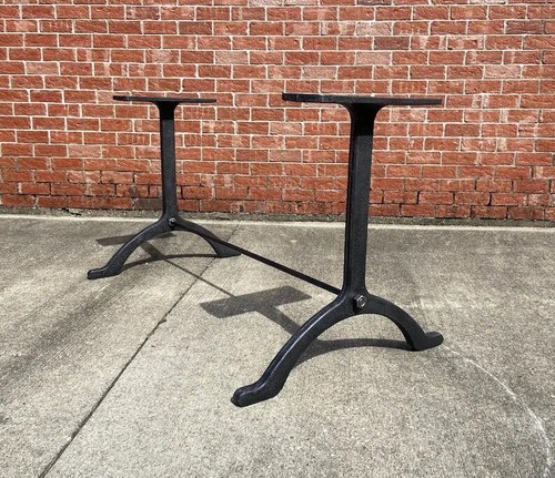 Rustic finish wishbone - 28”,